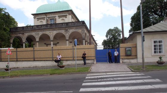 Panoptikum návštěvníků oslavy Martina Nejedlého: Od ruského velvyslance po sexuologa