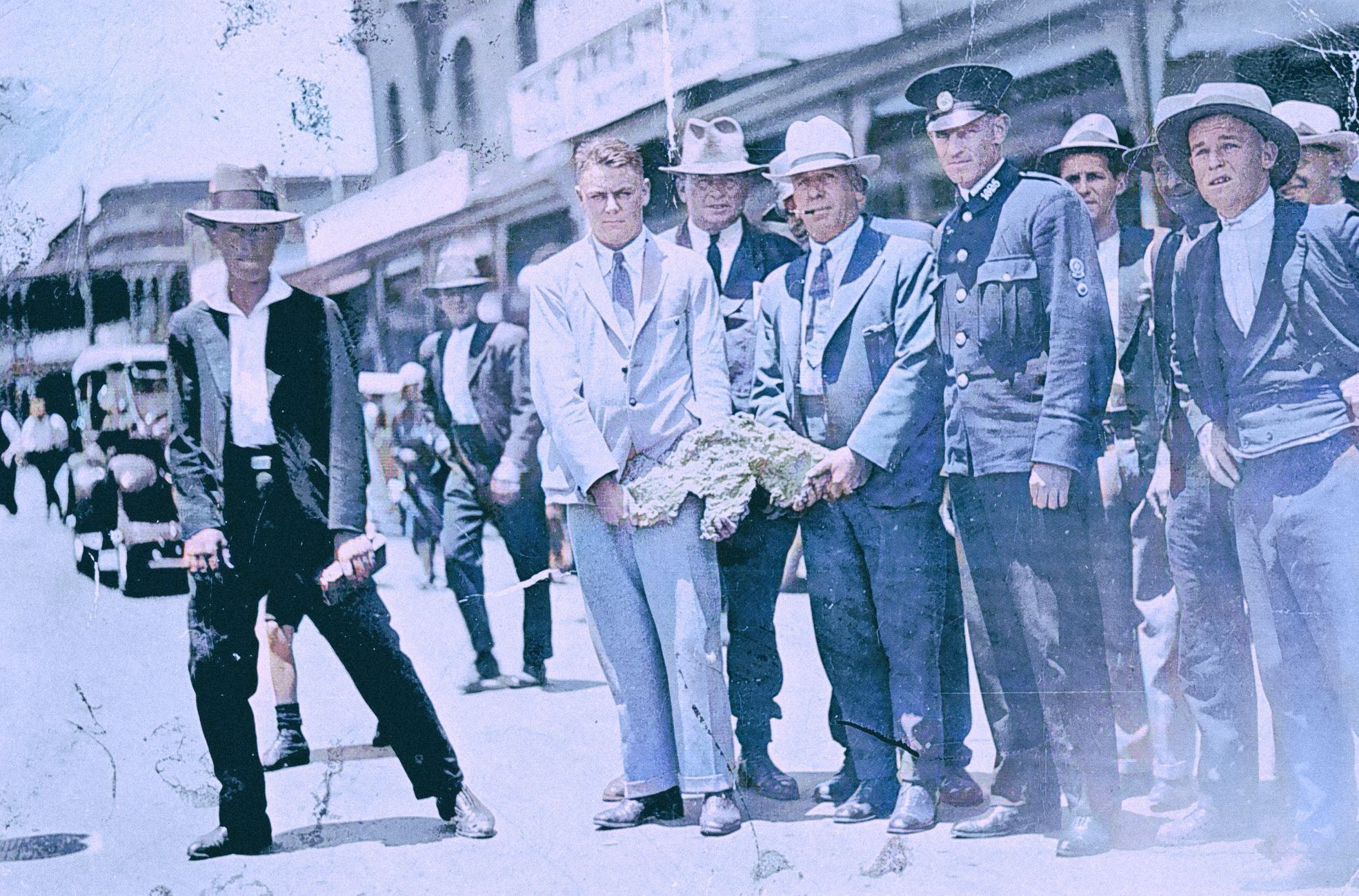 Jednorázové užití / Fotogalerie / Tak kdysi řádil mamon zlata. Fenomén zlaté horečky na kolorovaných fotografiích