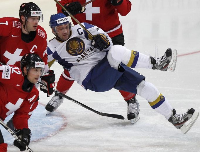 MS v hokeji 2012: Švýcarsko - Kazachstán (Upper, Streit, Ruthemann)