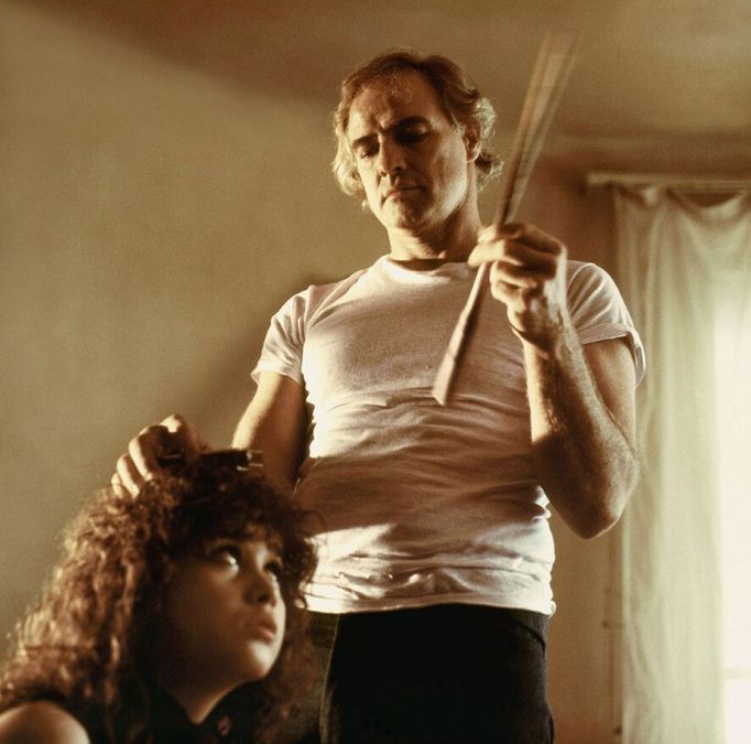 Marlon Brando ve filmu Poslední tango v Paříži, 1972.