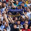 Fanoušci Kosova před před zápasem kvalifikace ME 2020 Kosovo - Česko.
