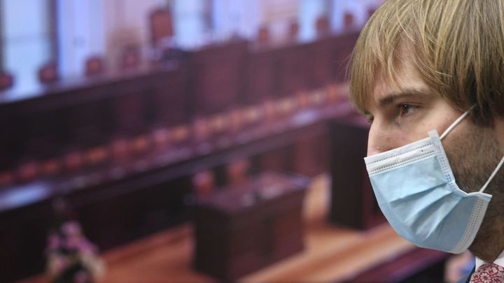 Ministerstvo zdravotnictví připraví zákon pro boj s koronavirem, má platit dočasně