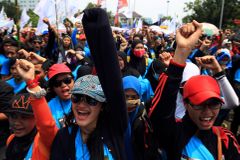 Indonéské volby: 186 milionů voličů, sčítalo se měsíc