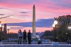 Washingtonův monument v USA při západu slunce, 4. listopadu 2024.