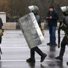 Policie zasáhla proti demonstrantům v Minsku, zatkla desítky lidí