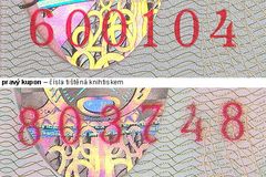 Policie objevila tisíce padělaných dálničních známek