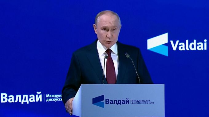 Ukazuje se, že válka s Rusy je prakticky na prahu. Vládnoucí elity Evropy šíří hysterii, říká Putin