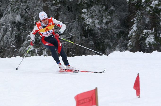 Martin Koukal dnes neměl svůj den. Jako druhý muž celkového pořadí Tour de Ski startoval na trať předposlední před Koukalem. Jeho čas ho však umístil až na 42. místo, se ztrátou téměř tři minuty na vítěze.