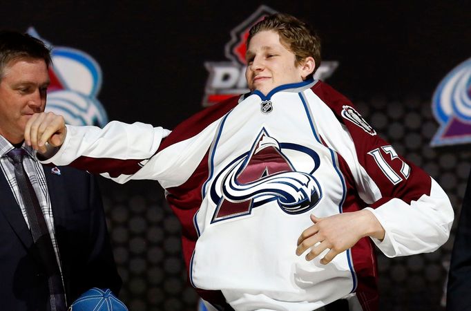 Nathan MacKinnon jednička draftu NHL 2013