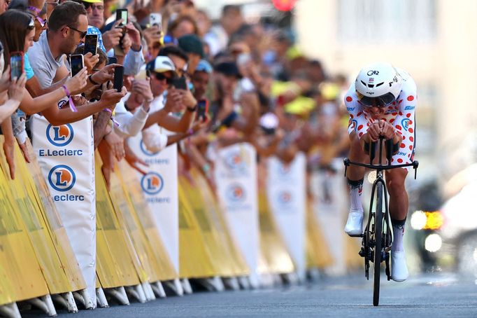 Tadej Pogačar v časovce v 5. etapě Tour de France 2025