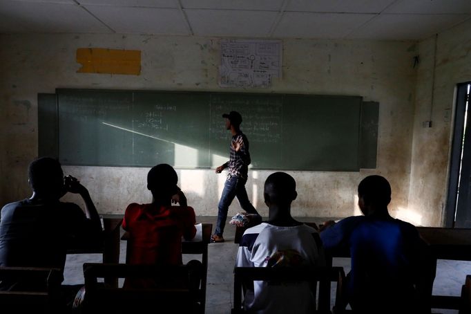 Po stopách otrokářů v africké Ghaně, kteří odsud začali před 400 lety vyvážet otroky do Ameriky. 1. 8. 2019