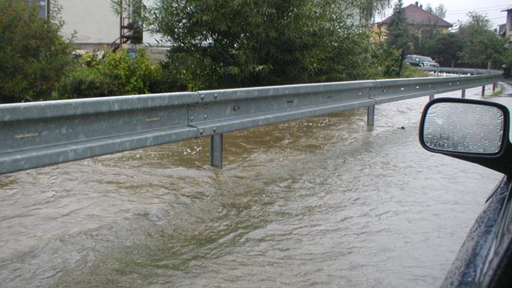 Jih Slovenska zasáhly silné bouře, zatopena byla i fakultní nemocnice