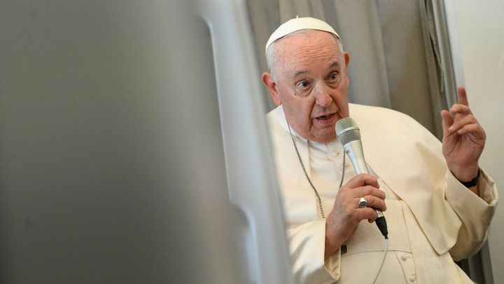 Papež František se zastal homosexuálů. Postihovat LGBT+ lidi je podle něj hřích; Zdroj foto: Reuters