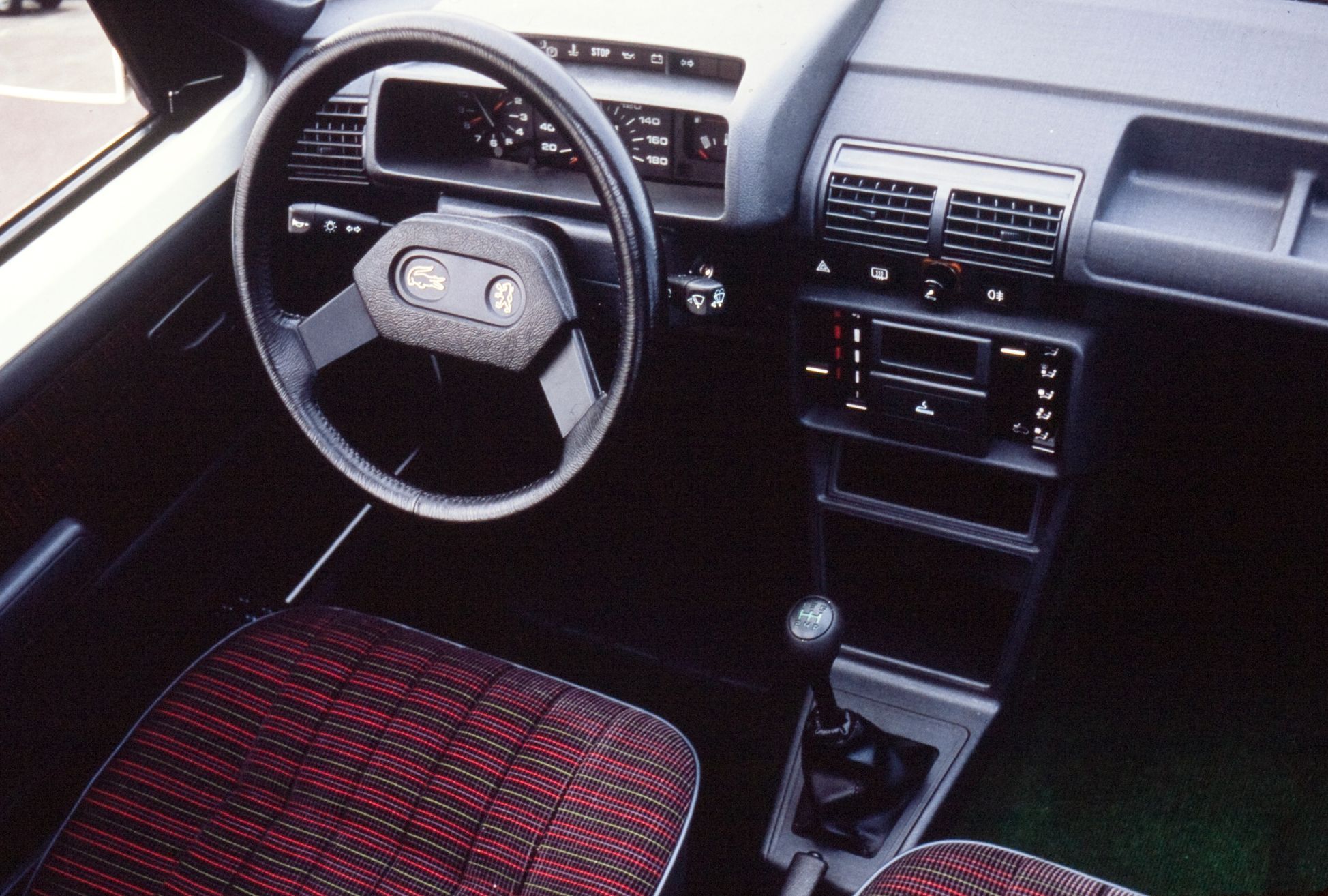 Peugeot 205