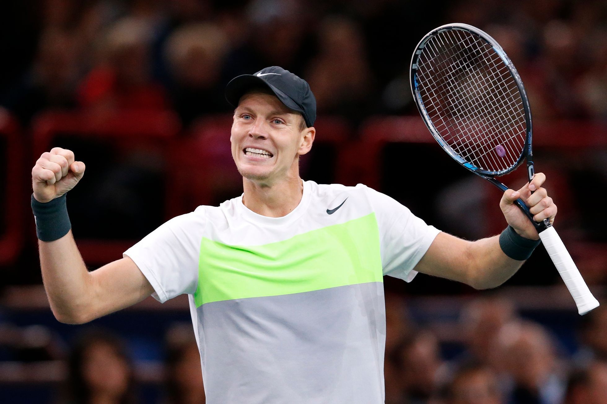 Tomáš Berdych se raduje z vítězství nad Andersonem