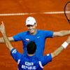 Čeští tenisté Radek Štěpánek a Tomáš Berdych v Chorvatsku slaví postup do finále Davis Cupu
