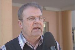 ČSSD vyrazila na dalšího věřitele