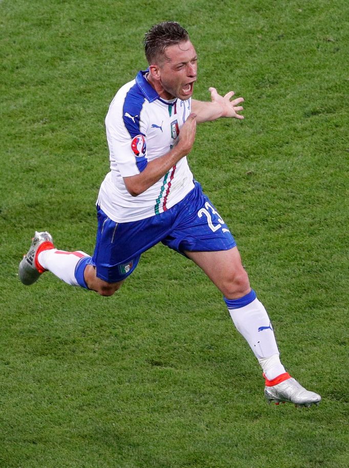 Euro 2016, Belgie-Itálie: Emanuele Giaccherini slaví gól na 0:1