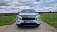 Mitsubishi se do Evropy rozhodlo čtyři roky od premiéry přijít se čtvrtou generací svého kdysi nejznámějšího SUV Outlander. Nyní jde výhradně o plug-in hybrid s pohonem všech kol.