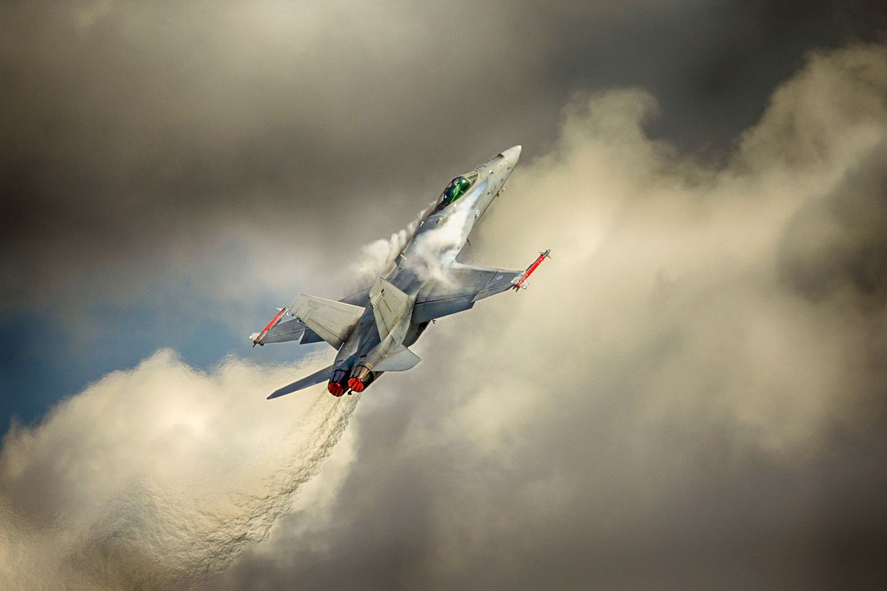F16, General Dynamics F-16 Fighting Falcon, letoun, stíhačka, Zahraničí
