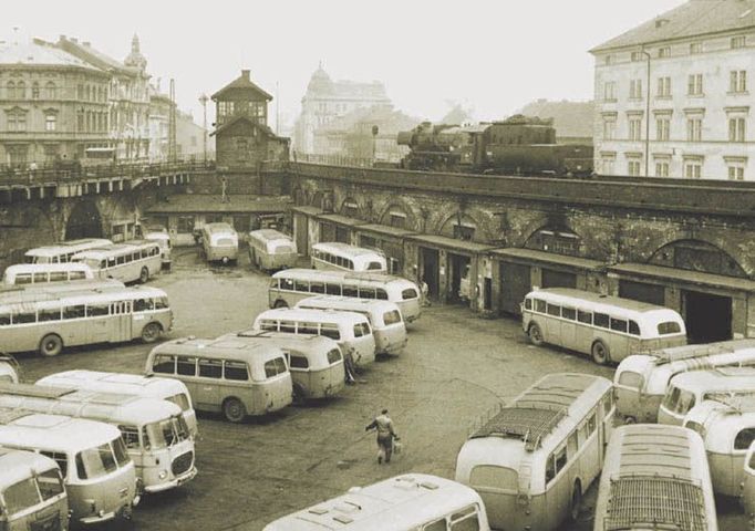 Autobusové nádraží Florenc.