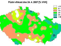 Rozložení vlhkosti půdy v orniční půdní vrstvě (max. 40 cm hloubky) v České republice k 24. dubnu 2007.