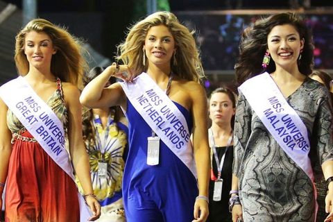 Formule 1, VC Singapuru 2013: Miss Universe ze šesti zemí