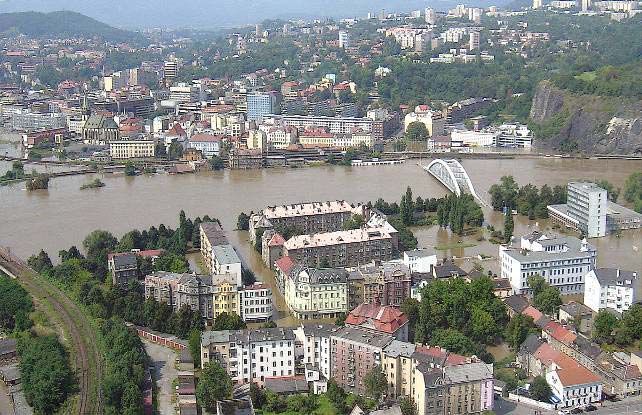 Foto: Povodně v roce 2002/ Povodí Labe