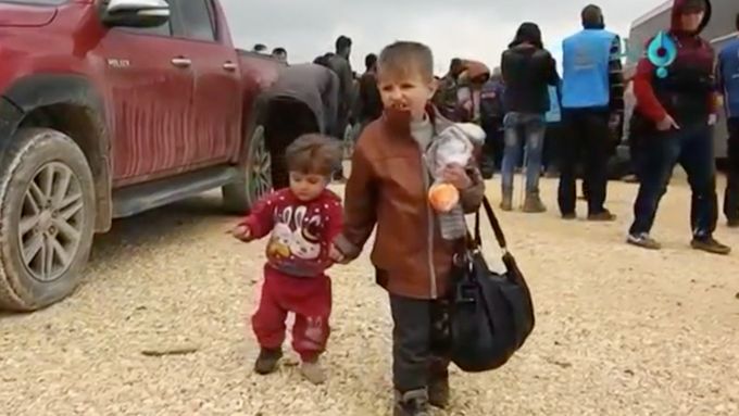 Evakuace povstalců z města Dúmá