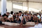 Řecko dočasně pozastavuje azylové žádosti migrantů z Afriky
