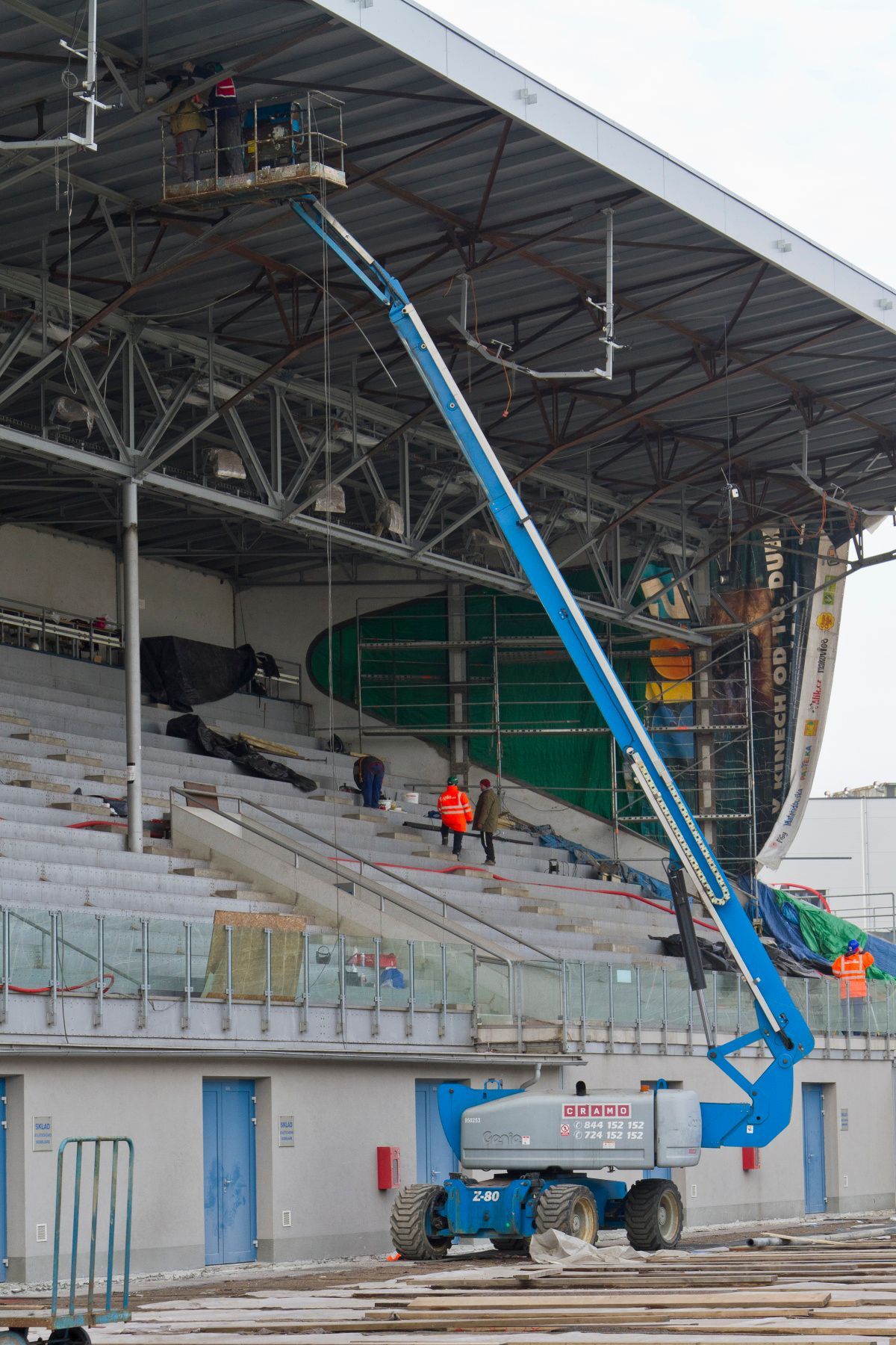 Atletický a fotbalový stadion ve Vítkovicích