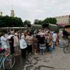 Jídlo - potravinová pomoc - Slavjansk - Ukrajina - armáda - lidé