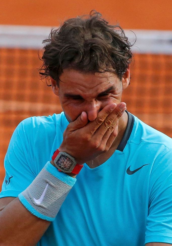 Rafael Nadal se raduje z triumfu na French Open 2014