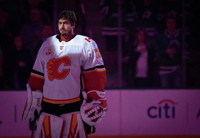 Oct 10, 2019; Dallas, TX, USA; Calgary Flames goaltender David Rittich (33) prepares to face the Dallas Stars at the American Airlines Center. Mandatory Credit: Jerome Mi