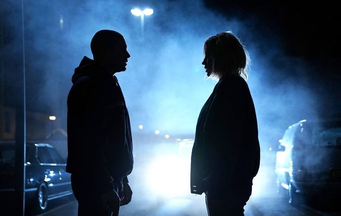 Francouzské milostné drama Zběsilá láska režíroval Gilles Lelouche.