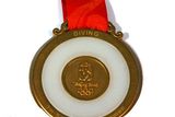 Tuto zlatou medaili dostane nejlepší skokanka do vody