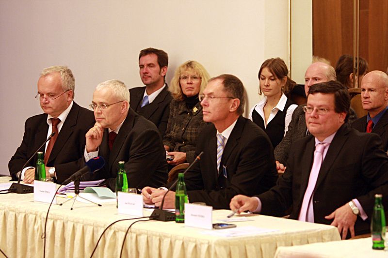 Kandidáti na eurokomisaře