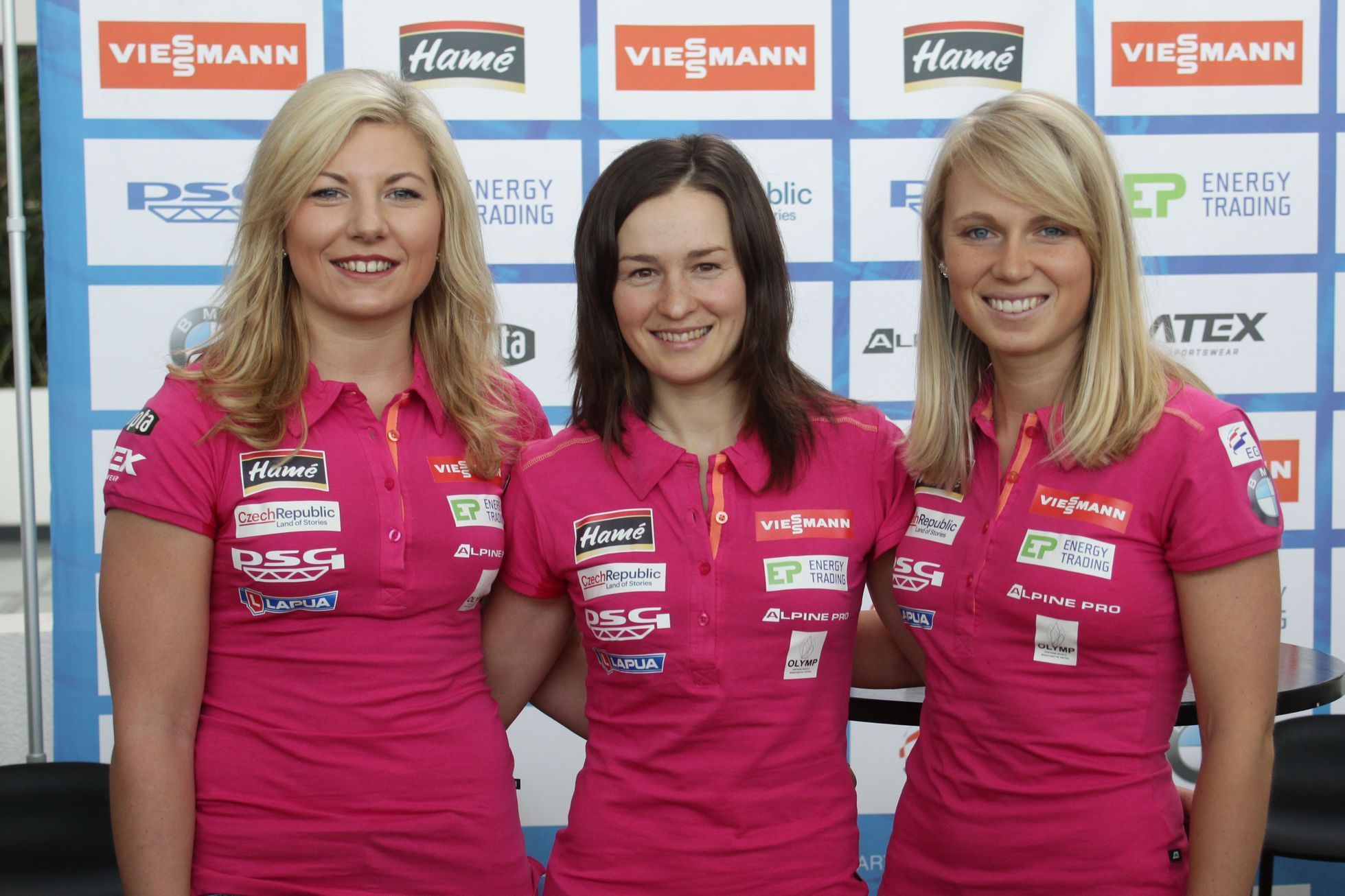 (zleva) Lucie Charvátová, Veronika Vítková, Eva Puskarčíková, biatlon, TK před sezonou