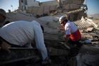 Silné zemětřesení zasáhlo Irák a Írán. Mrtvých je přes 400, celé vesnice jsou v troskách