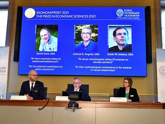 Nobelovu cenu za ekonomii letos získali vědci David Card, Joshua Angrist a Guido Imbens.