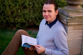 Zbožní poutníci se občas utrhli ze řetězu, říká historik. Vydává unikátního průvodce
