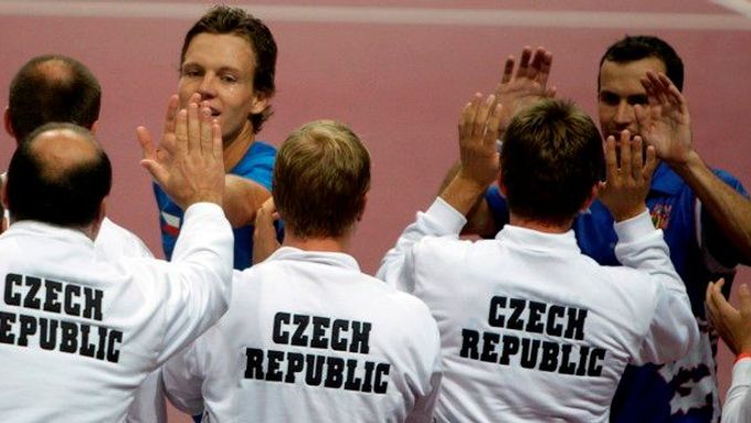 Koho přisoudí ve středu los daviscupové baráže českým tenistům?