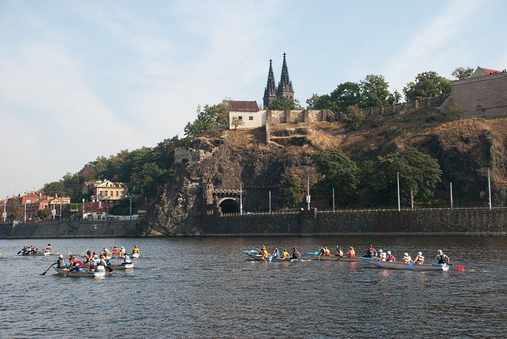 Vodáci - Praha - jezy - Vltava