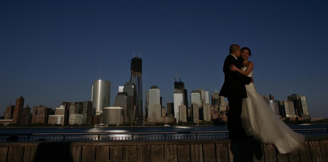Obrazem: V New Yorku staví mrakodrap One World Trade Center