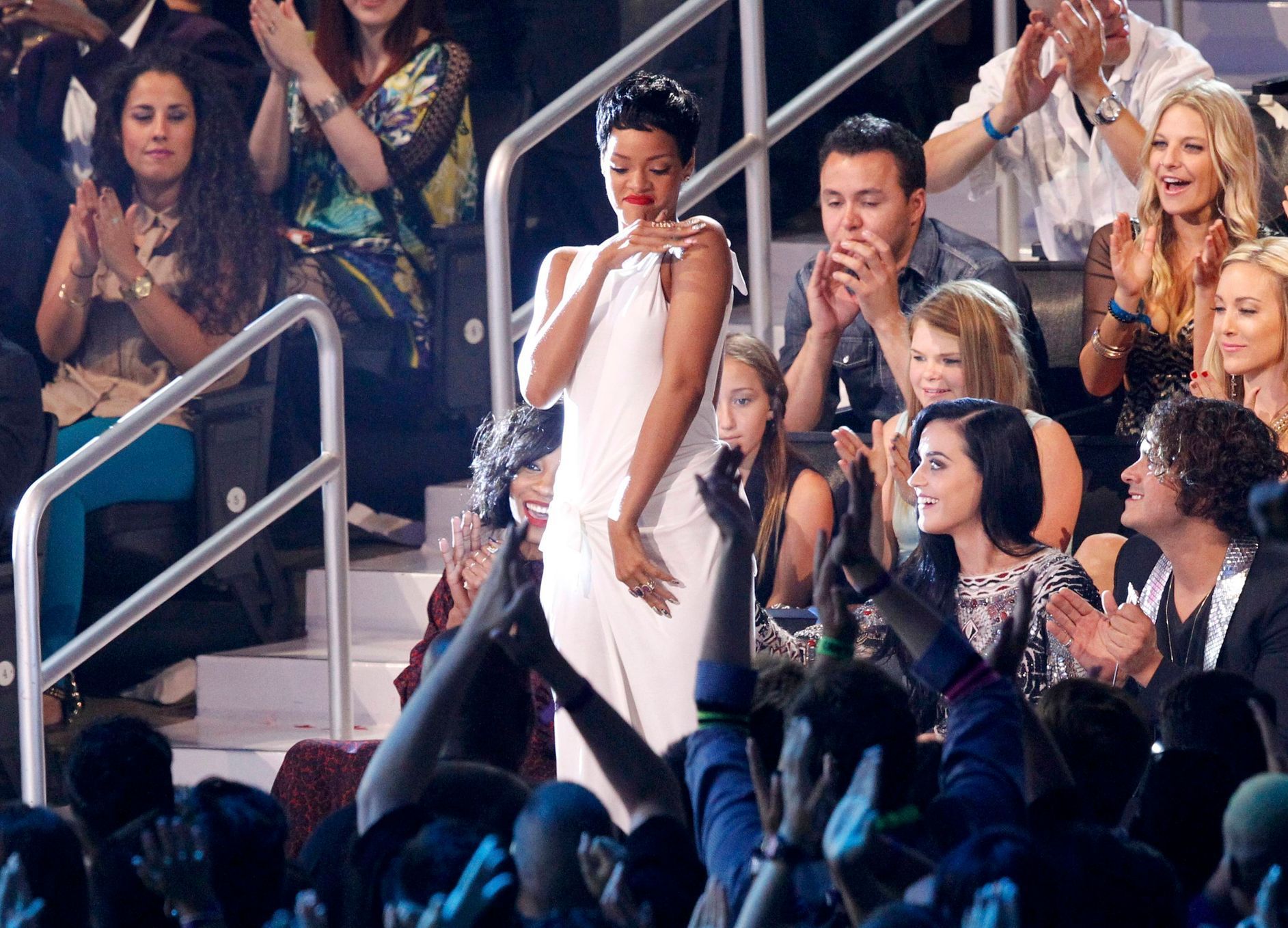 MTV Video Music Awards - Rihanna se dozvídá o výhře