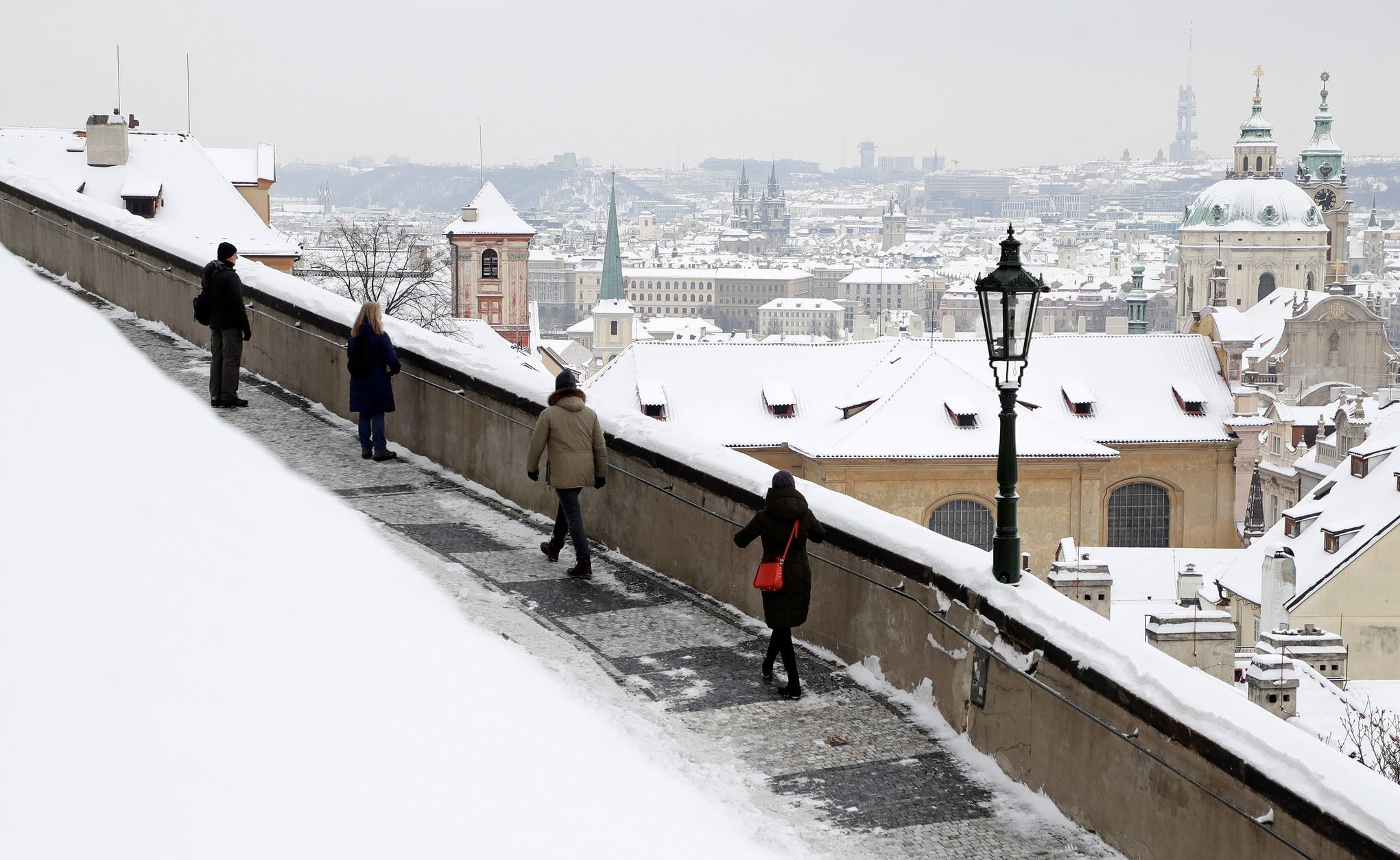 zima-praha-sníh-počasí-závěje
