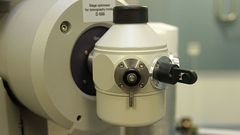 Nový mikroskop pro biology