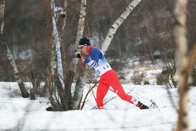 Adam Fellner v běhu na lyžích na 15 km na ZOH 2022 v Pekingu