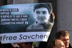 Savčenková vyplnila všechny dokumenty, termín jejího vydání teď závisí jen na Rusku