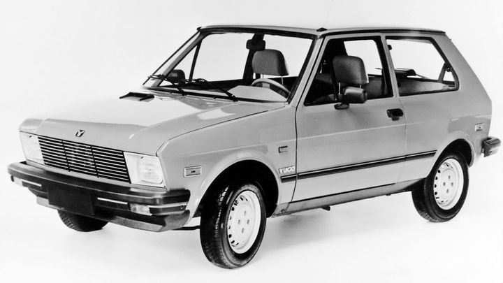 Socialistické auto, které zná celá Amerika. Yugo bylo extrémně levné a nespolehlivé